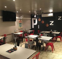 Mamma Della Pizza - Restaurant Guide