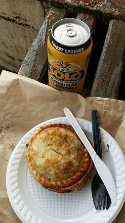 Bud Cafe - Restaurant Guide 0