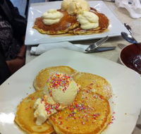 Lucie's Cafe - Restaurant Guide