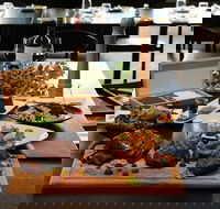 Menu 33 - Restaurant Guide