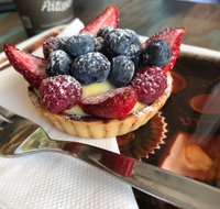 Croquembouche Patisserie - Restaurant Guide