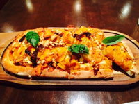 four hands pizza bar  grill