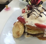 McKeachies Corner - Restaurant Guide
