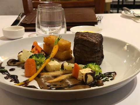 Cobblestone Lane - Restaurant Guide 0