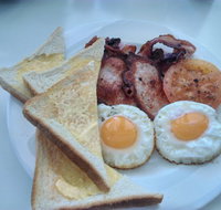 3 Fish Cafe - Restaurant Guide