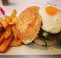 Royal Willows Hotel - Restaurant Guide