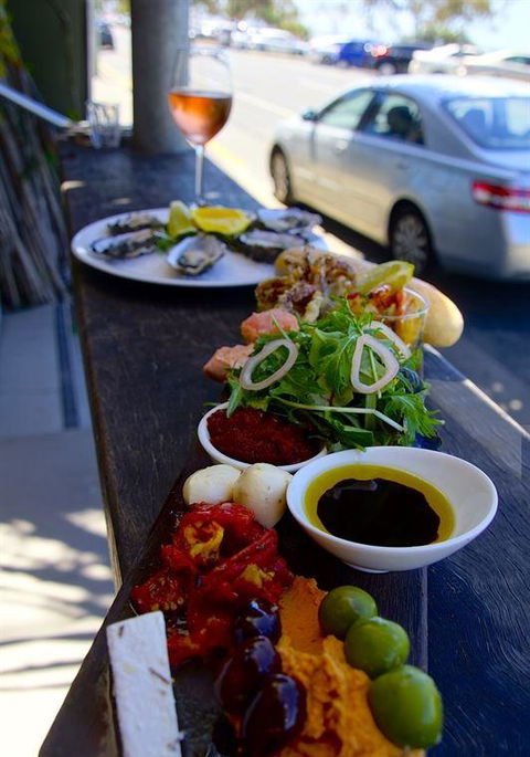 Elephant Rock Cafe Bar & Restaurant - Restaurant Guide 22