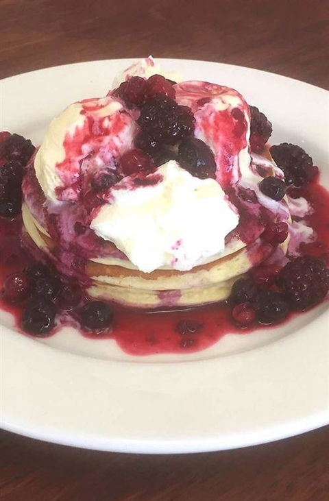 Reelax Cafe & Takeaway - Restaurant Guide 4