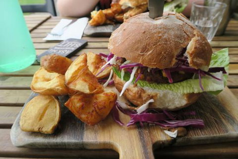 Honest Don's - Restaurant Guide 0