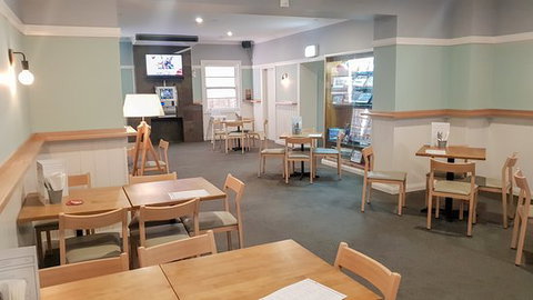 Australian Hotel Yass Bistro - Restaurant Guide 0
