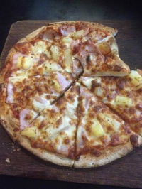 Crust Gourmet Pizza Bar Woolongong