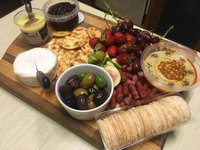 The Universal Eatery