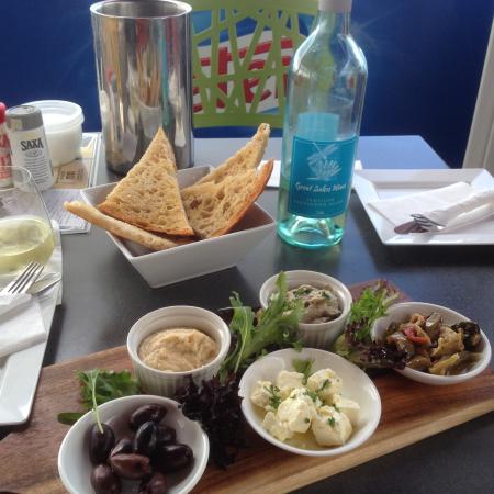 Tuncurry Rock Pool Cafe - Restaurant Guide 0