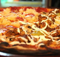 Heat Woodfired Pizza Bar - Restaurant Guide