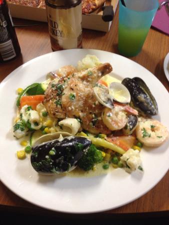 Kelly's Pub Toc - Farmers Arms Bar  Bistro Tocumwal