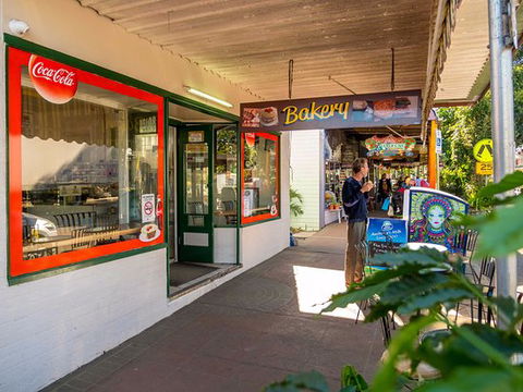 Nimbin Bakery - Restaurant Guide 0