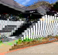 Roxy Lane Cafe - Restaurant Guide