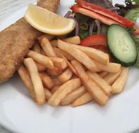 Spinning Wheel Hotel - Restaurant Guide