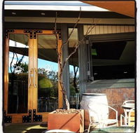 Iron Bar - Restaurant Guide