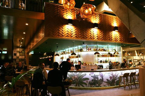 Kokomos - Restaurant Guide 0