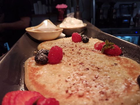 Mock Orange - Restaurant Guide 0