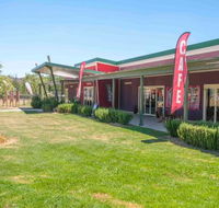 Willow Tree Cafe - Restaurant Guide