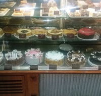 Luddenham Village Cafe - Restaurant Guide