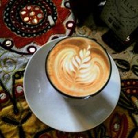 Mad Art Cafe - Restaurant Guide 0