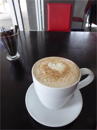 Happy Hub Cafe - Restaurant Guide 0