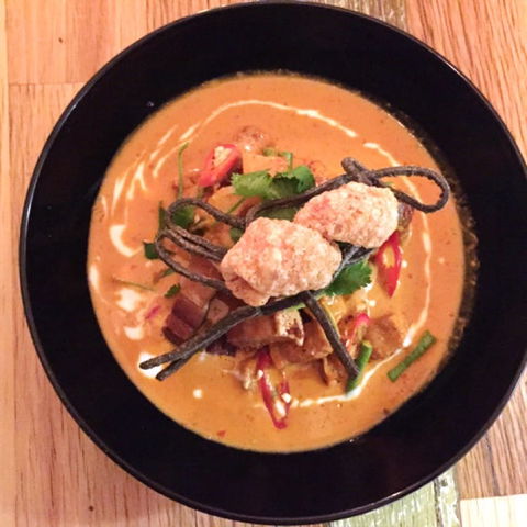 Paradai Thai - Restaurant Guide 0