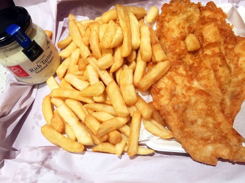 Piscari Fish & Chips - Restaurant Guide 0
