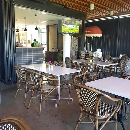 River La Vie - Restaurant Guide 0