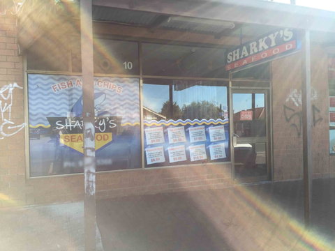 Sharky's Seafood - Restaurant Guide 0