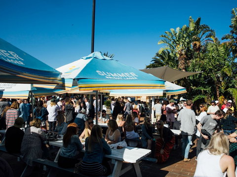 Towradgi Beach Hotel & Waves - Restaurant Guide 0