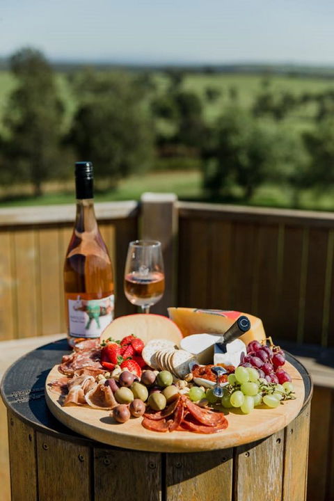 Constable Estate Vineyard - Restaurant Guide 1