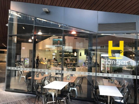 Hangar Cafe Restaurant - Docklands - Restaurant Guide 0