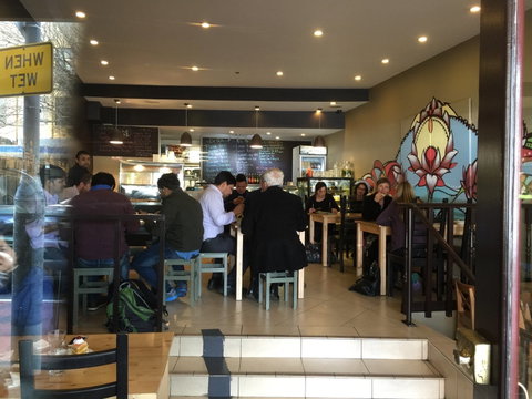 Hari's Vegetarian - Restaurant Guide 0