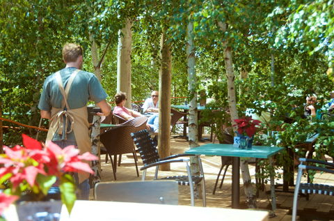 Mr Grubb @ Oakdene - Restaurant Guide 0
