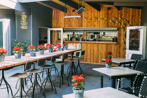Mr Grubb @ Oakdene - Restaurant Guide 2