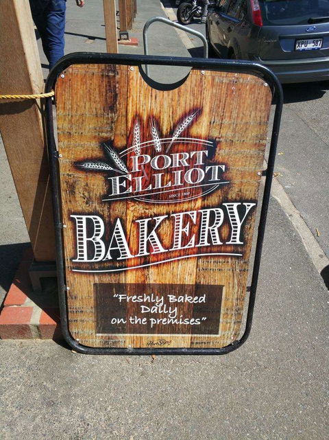 Port Elliot Bakery - Restaurant Guide 0