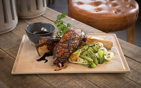 Royal Hotel Camden - Restaurant Guide 1