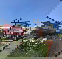 The Oaks Cafe - Restaurant Guide