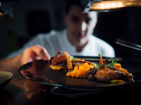 The Point Revolving Restaurant - Restaurant Guide 1