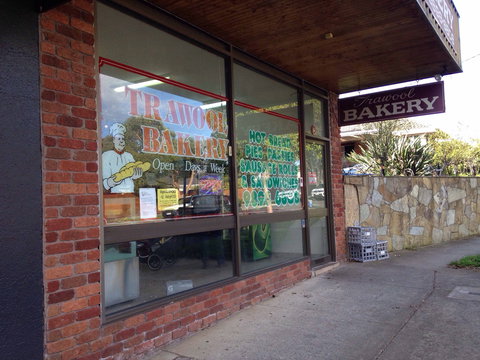 Trawool Bakery - Restaurant Guide 0