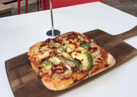 Cafe Rossa - Restaurant Guide 0