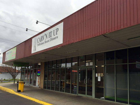 Carv'n It Up - Werribee - Restaurant Guide 0