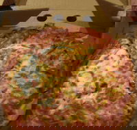 Charlie's Pizzeria - Restaurant Guide