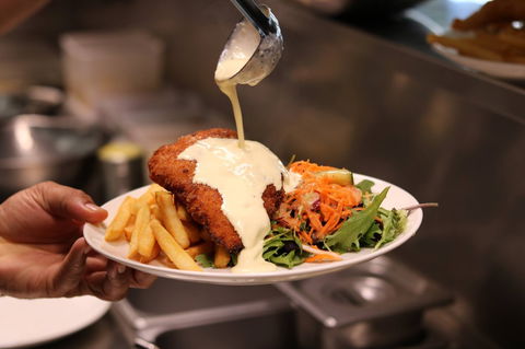 Dicky Beach Surf Club - Restaurant Guide 0