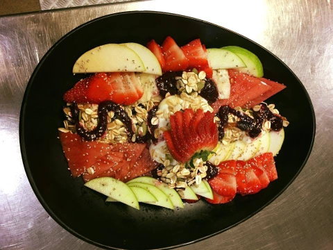 Sandros - Restaurant Guide 0