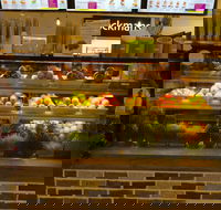 Squeezz Juice Bars - Restaurant Guide